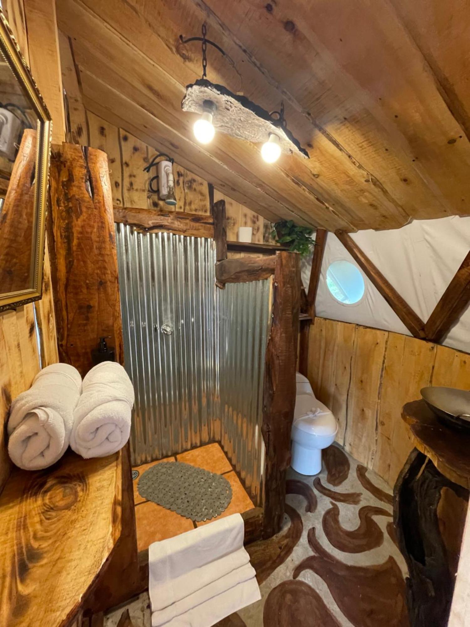 Poas Volcano Observatory Lodge & Glamping Poasito Exterior photo